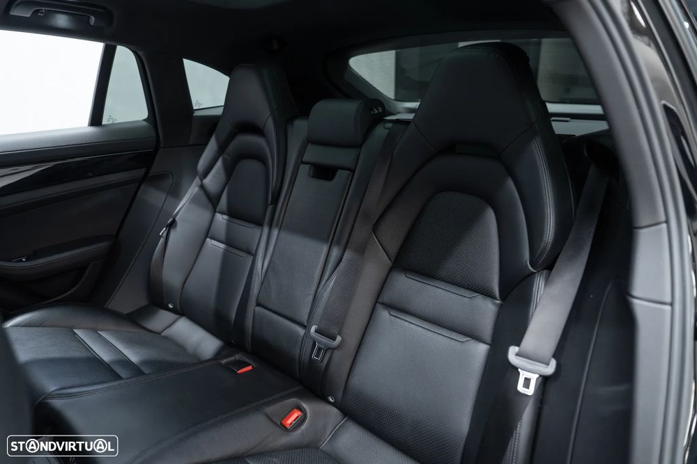 Porsche Panamera Sport Turismo - 53