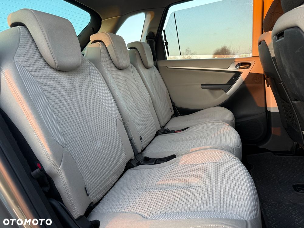 Citroën C4 Picasso 1.6 HDi Equilibre Navi Pack - 19