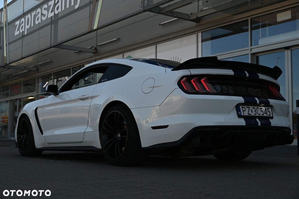 Ford Mustang Fastback 5.0 Ti-VCT V8 GT - 16