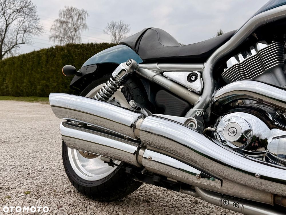Harley-Davidson V-Rod Street Rod - 24
