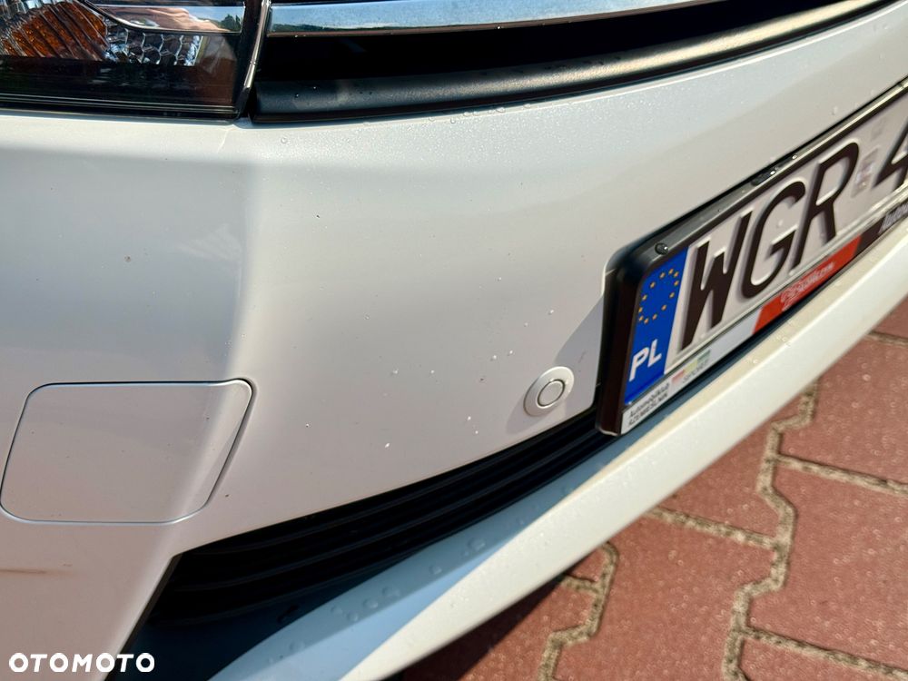 Toyota Corolla 1.6 Comfort - 32