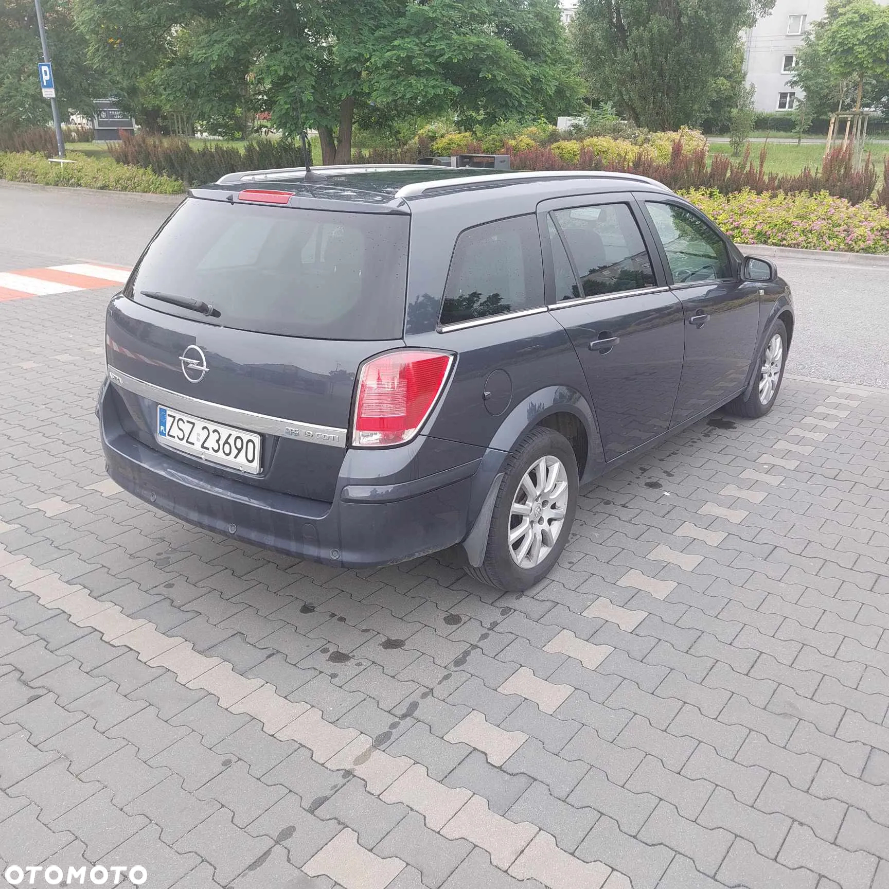 Opel Astra III 1.9 CDTI Cosmo - 6