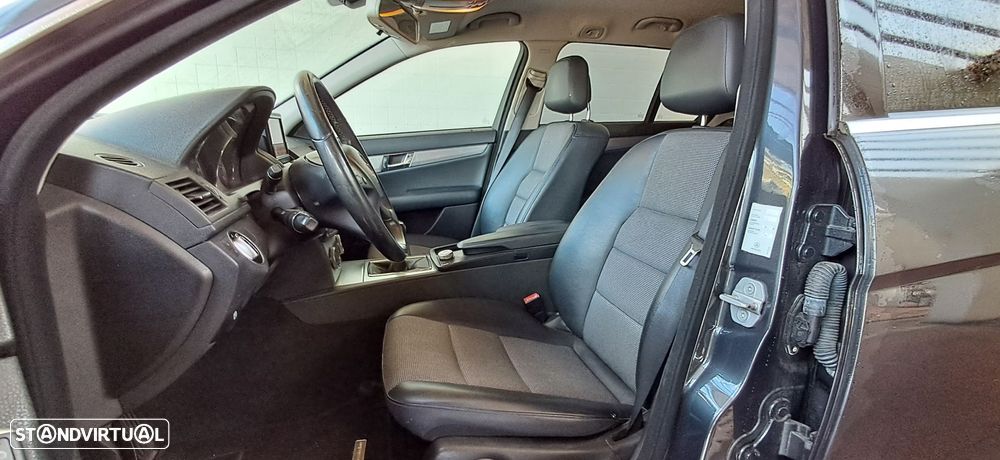 Mercedes-Benz C 220 CDi Avantgarde BE - 12