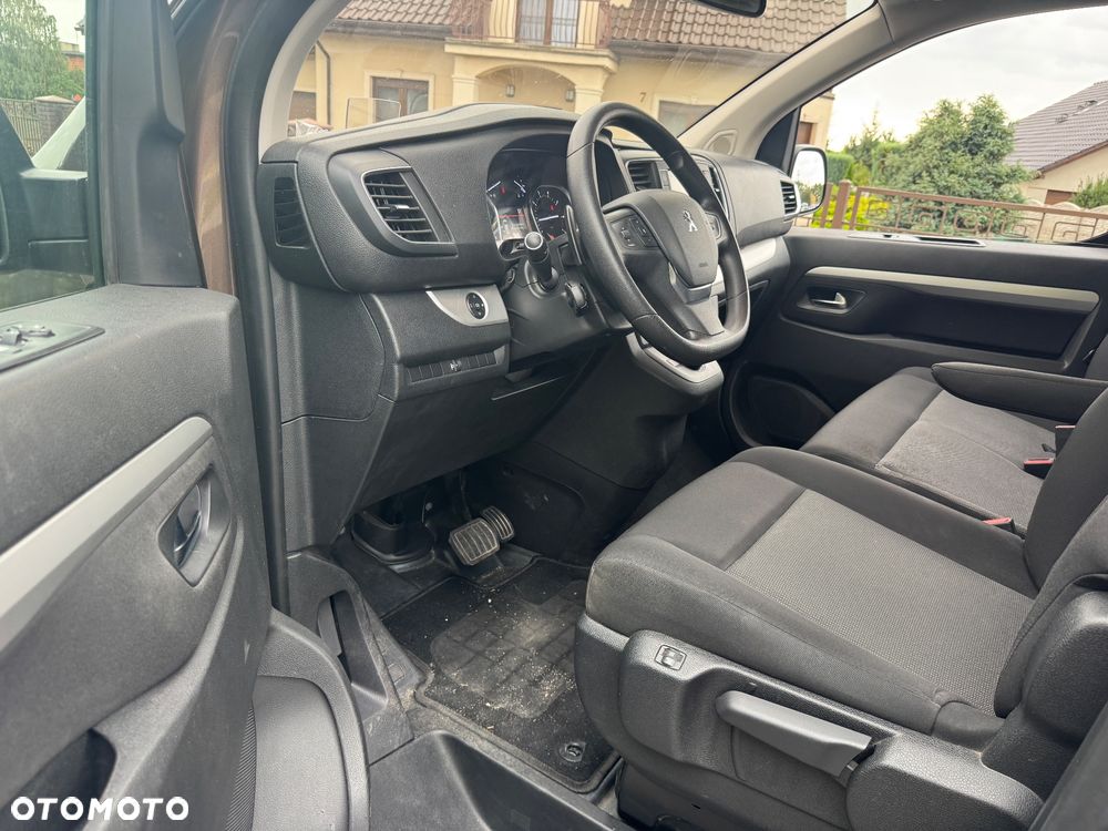 Peugeot Traveller L2 2.0 EAT8 Allure - 12