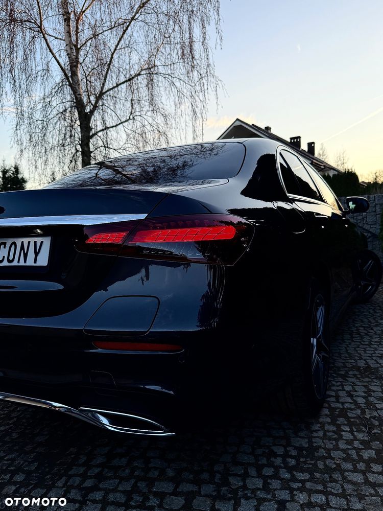 Mercedes-Benz Klasa E 300 de 9G-TRONIC AMG Line - 19