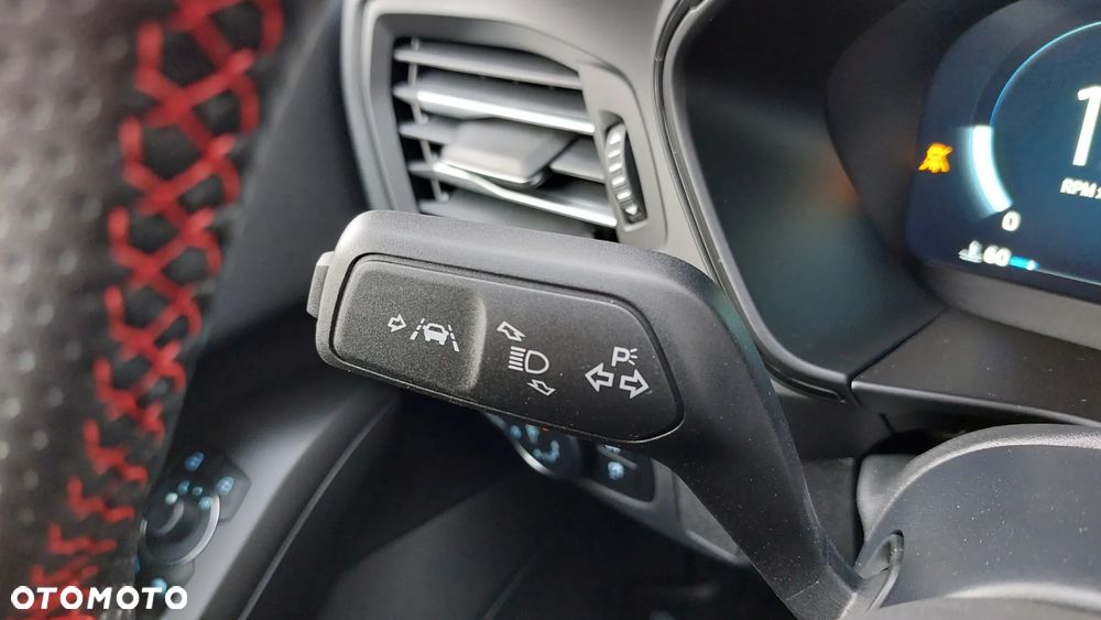 Ford Focus 1.0 EcoBoost ST-Line X - 15