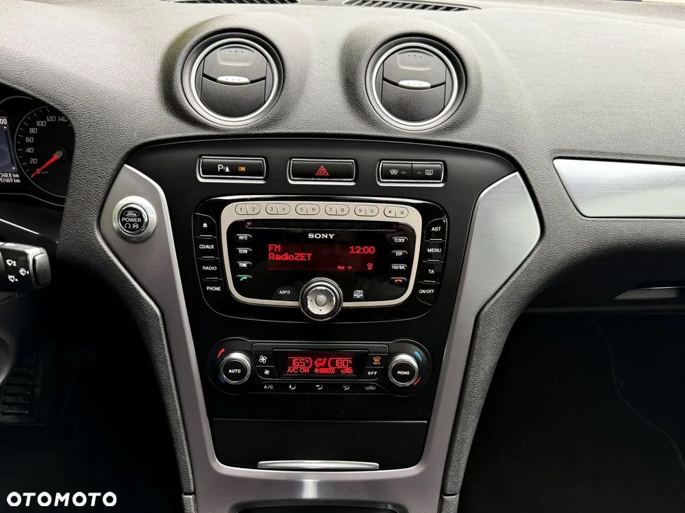Ford Mondeo - 29
