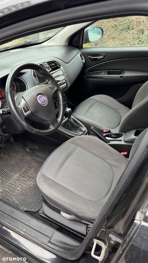 Fiat Bravo 1.9 Multijet Active - 24