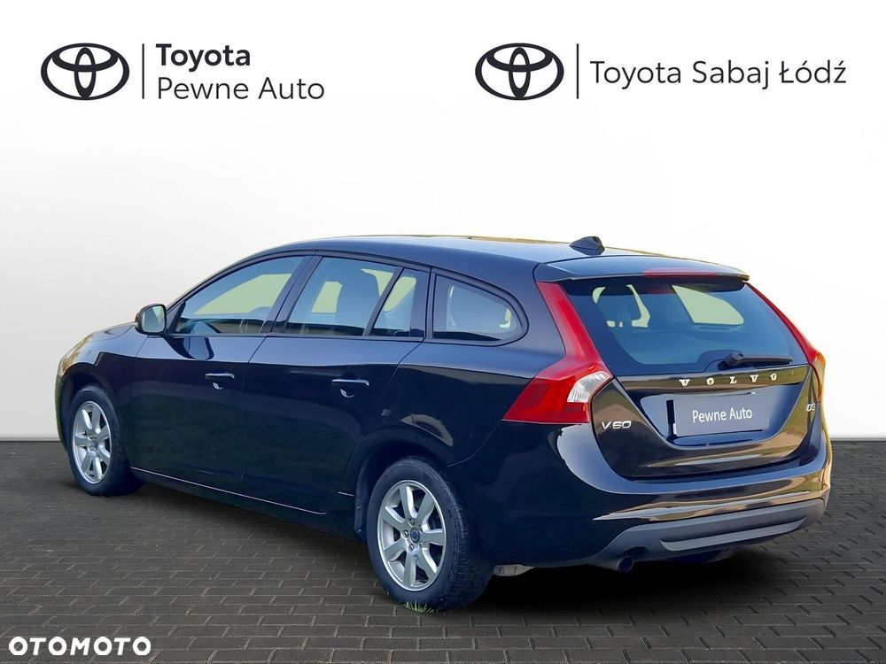 Volvo V60 D3 Kinetic - 4