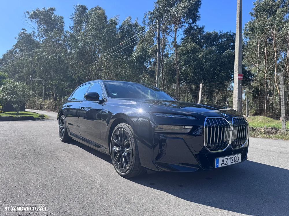 BMW i7 xDrive60 Pack Desportivo M Pro - 6