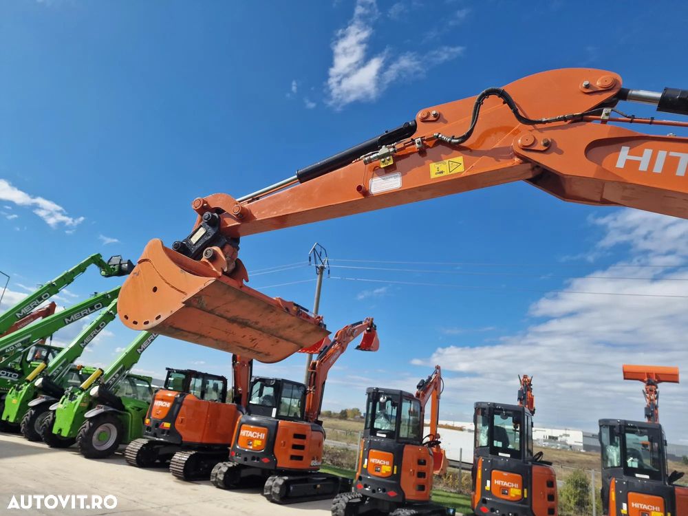 Hitachi ZX65-6, 2023, 1.208h, Masa operationoala 6,5t, lamaAd sapare 5m, CUPLA RAPIDA HIDRAULICA +3 CUPE NOI, senile cauciuc PAD 90% ok, Inst picon, Aer conditionat, Sistem antifurt, Ridica 3t, posibilitate leasing 4 ani, STARE CA NOU-PROMOTIE 55.900 EUR+Tva - 12