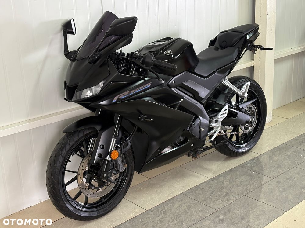 Yamaha YZF - 6