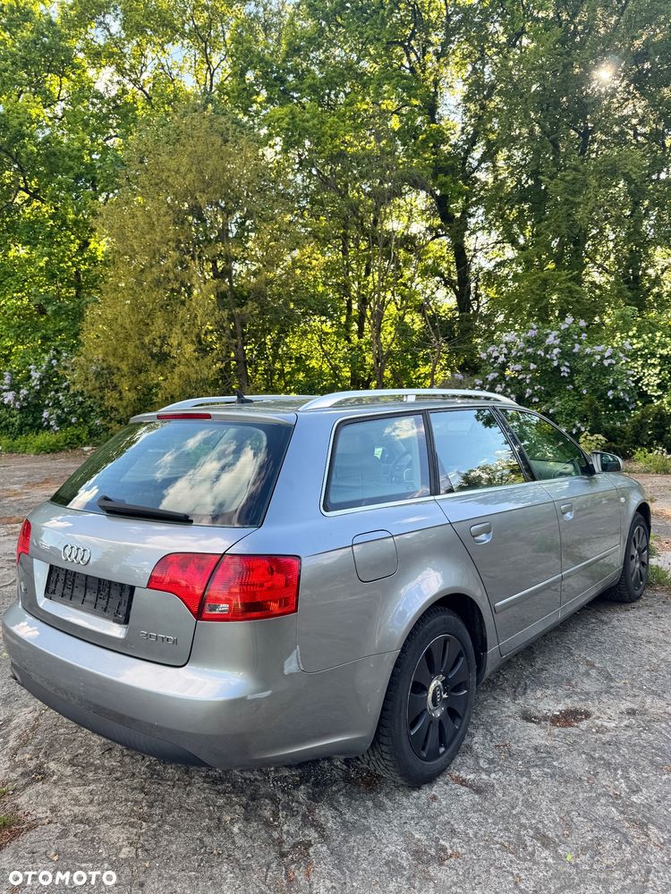 Audi A4 Avant 2.0 TDI - 3