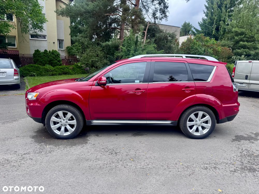Mitsubishi Outlander 2.0 DID Intense + - 5