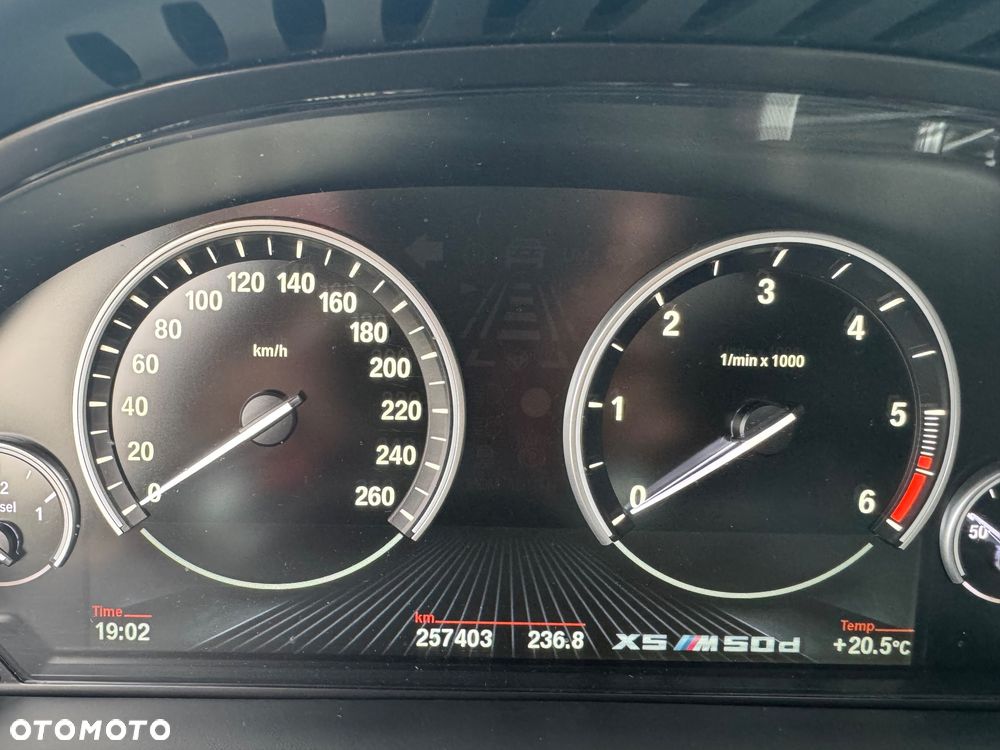 BMW X5 - 6