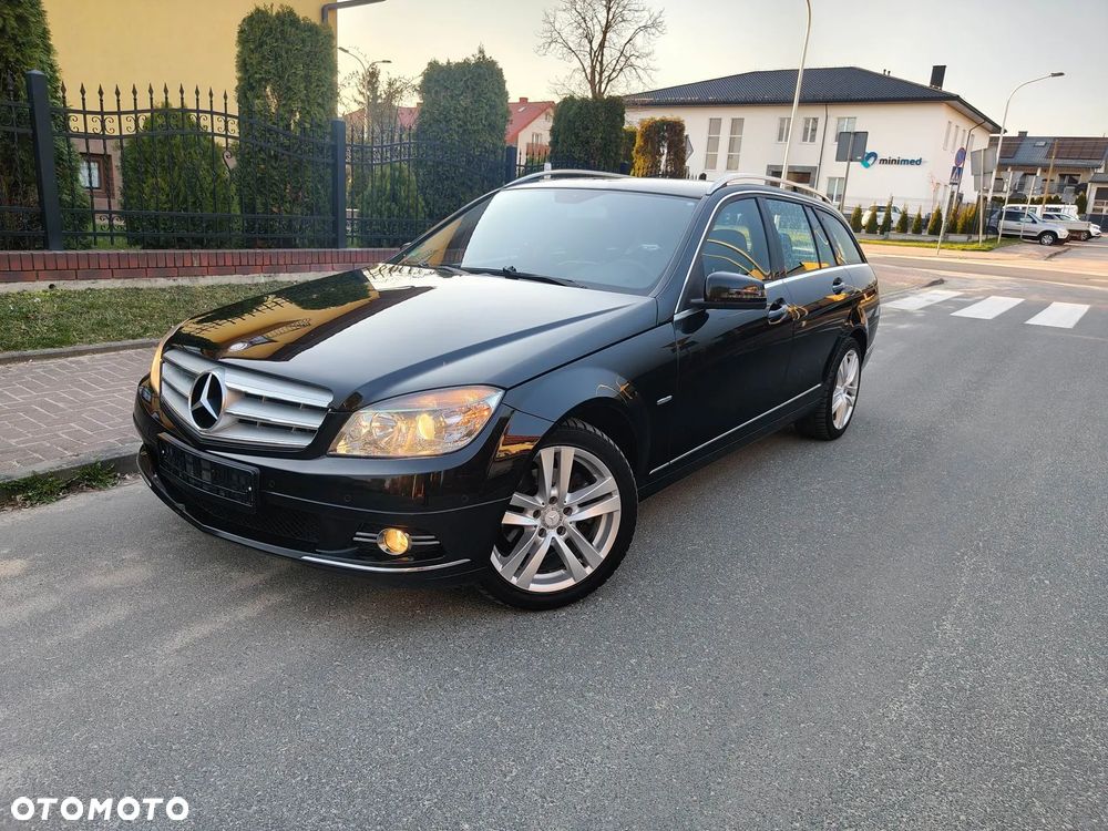 Mercedes-Benz Klasa C 220 CDI DPF Automatik BlueEFFICIENCY Avantgarde - 1