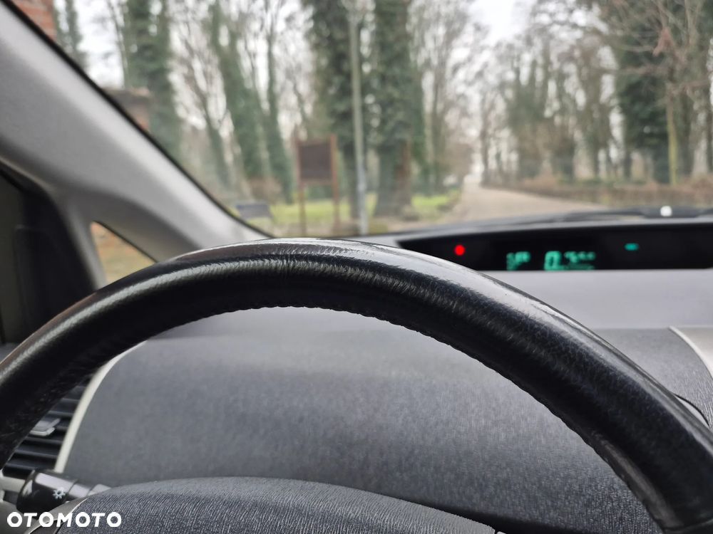 Toyota Prius 1.5 VVT-i Sol - 22