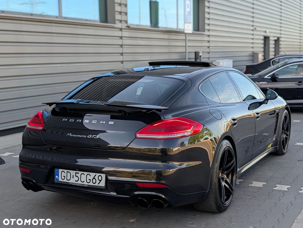 Porsche Panamera GTS - 2