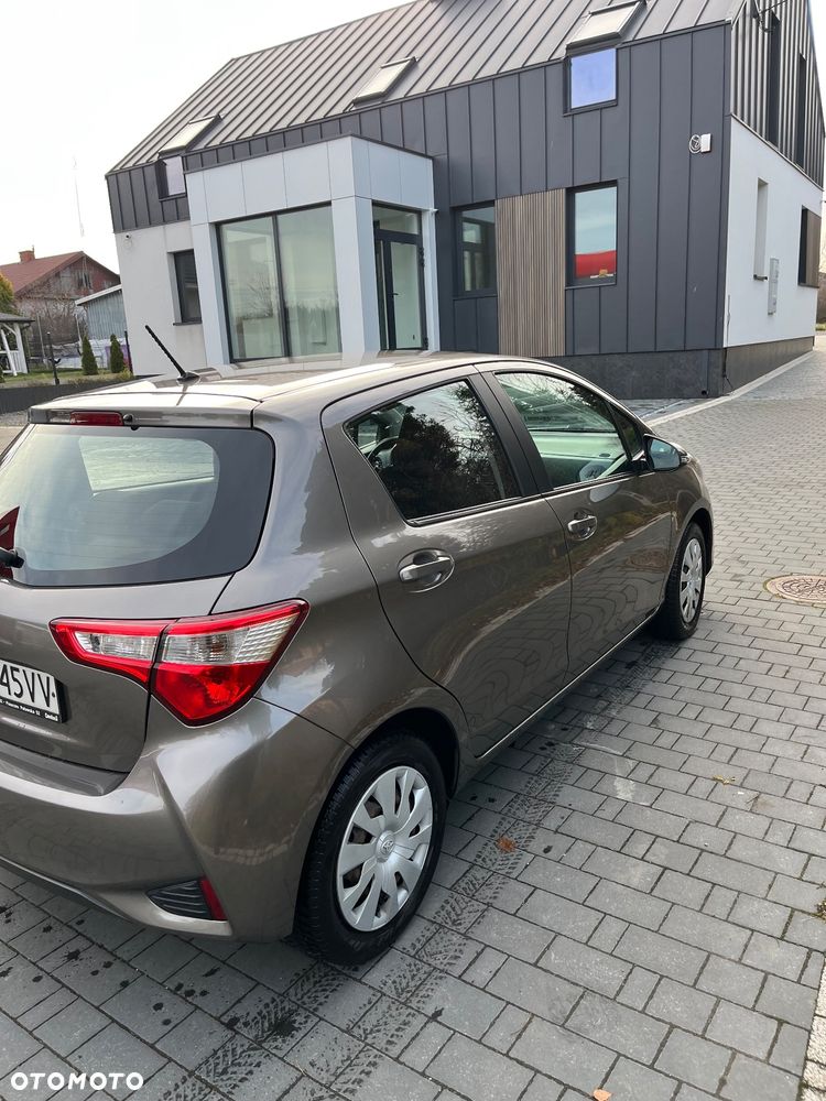 Toyota Yaris 1.0 Active EU6 - 4