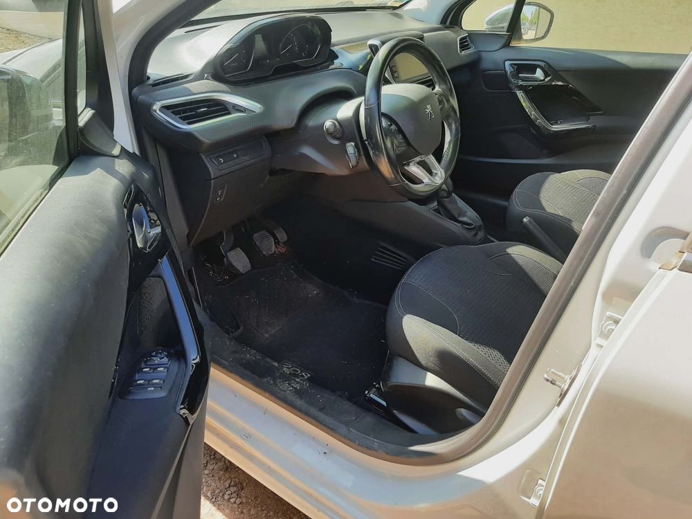 Peugeot 208 PureTech 110 Stop & Start Allure - 14