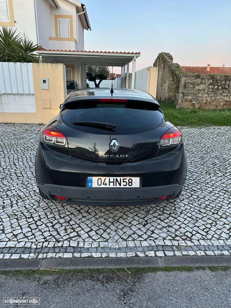 Renault Mégane 1.5 dCi Dynamique S - 2