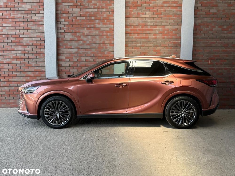 Lexus RX - 8