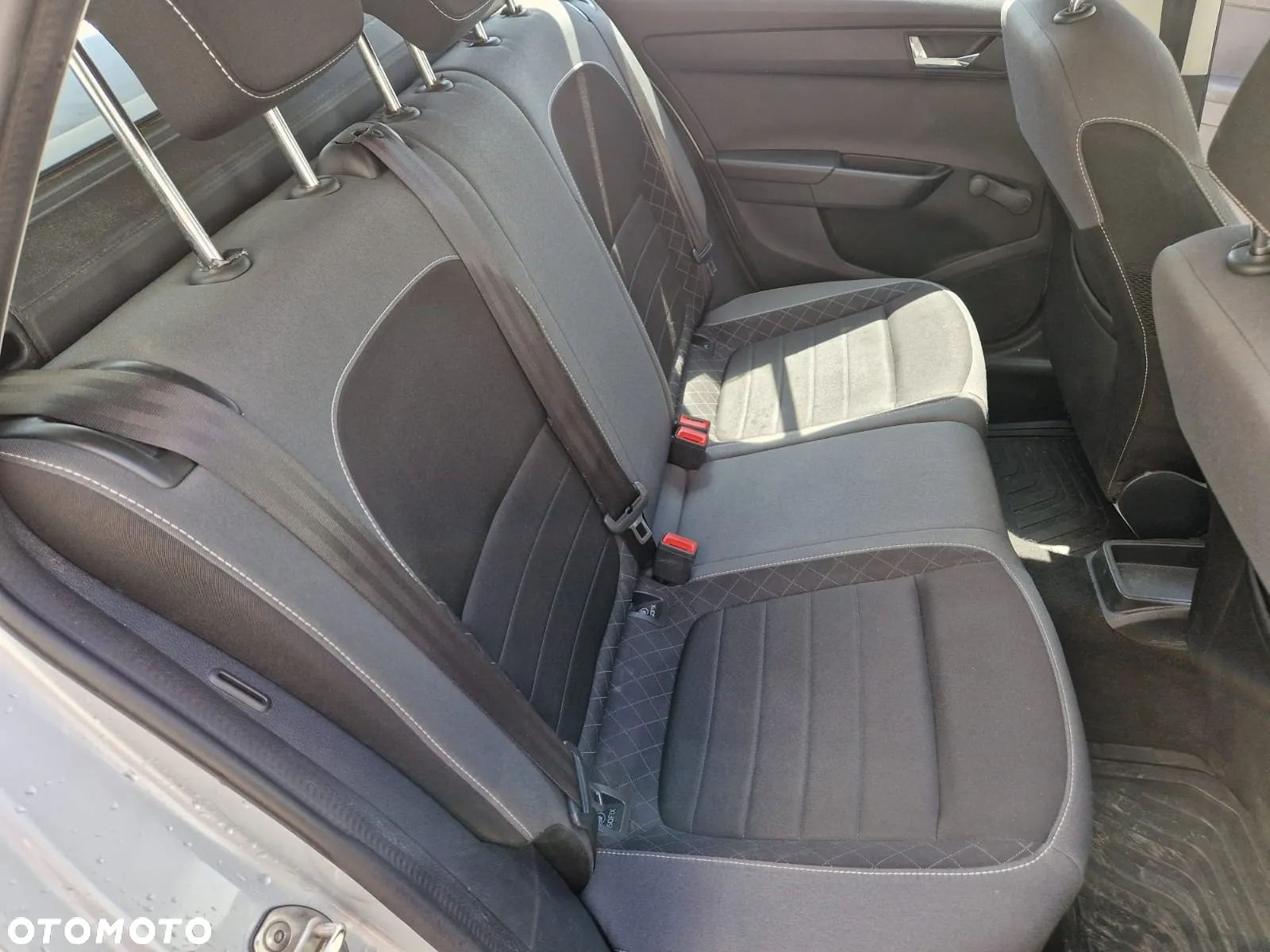 Skoda Fabia 1.0 Ambition - 11