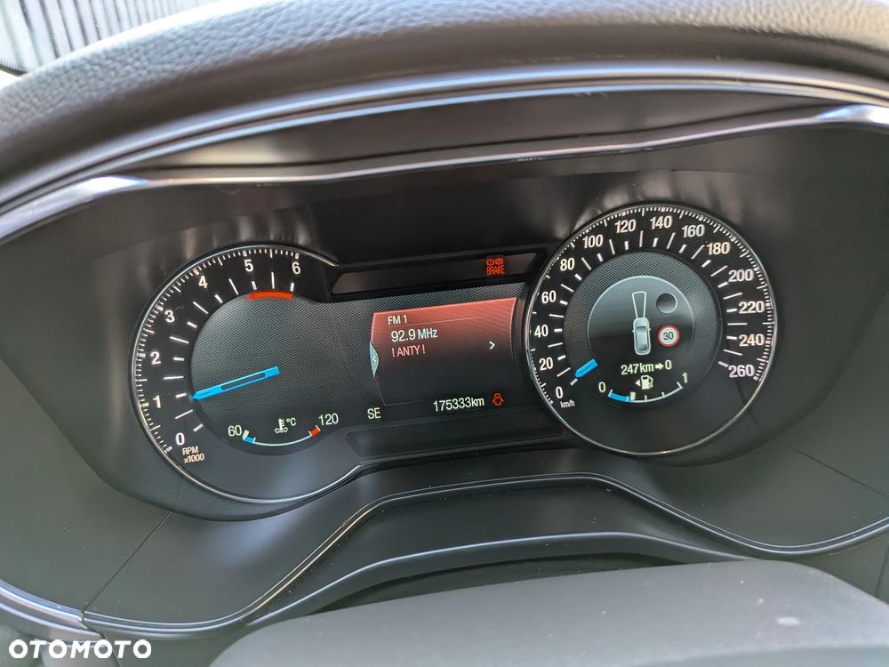 Ford Mondeo - 17