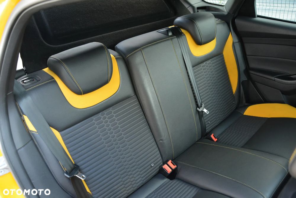 Ford Focus 2.0 TDCi ST-2 PowerShift - 34
