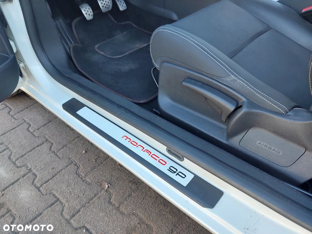 Renault Megane 1.4 16V TCE Monaco GP - 33