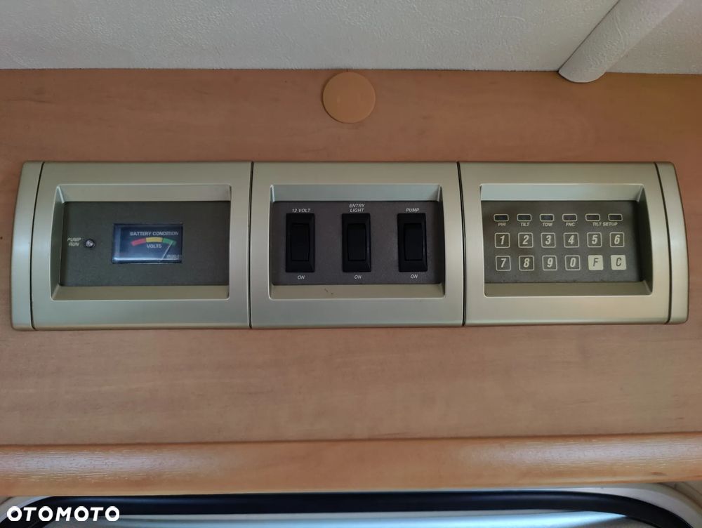 SWIFT Challenger LSE 490 - 29