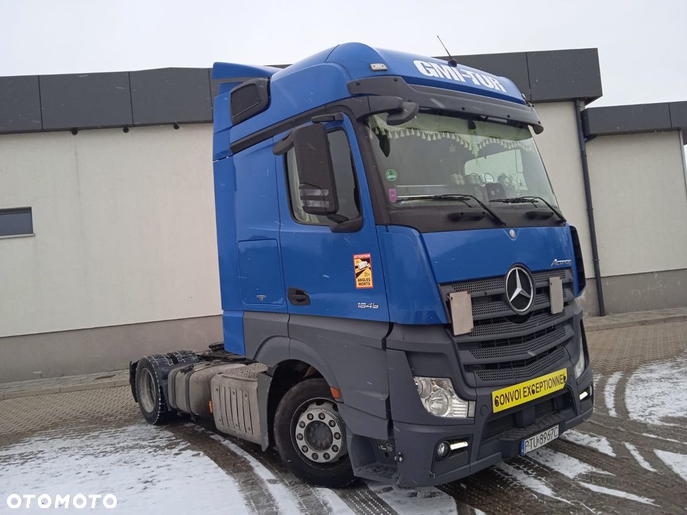 Mercedes-Benz Actros - 1