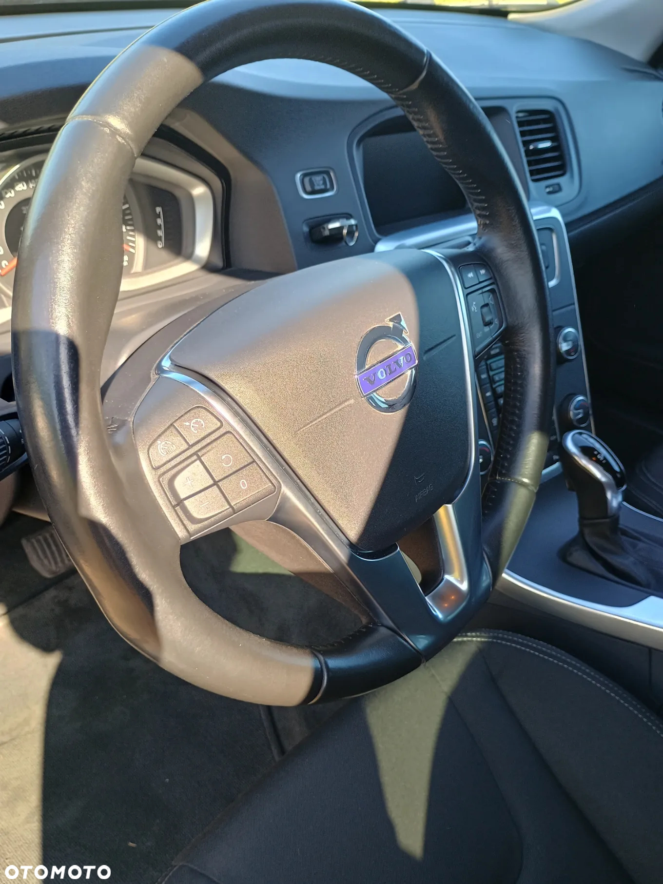 Volvo V60 D2 Drive-E Dynamic Edition (Kinetic) - 15