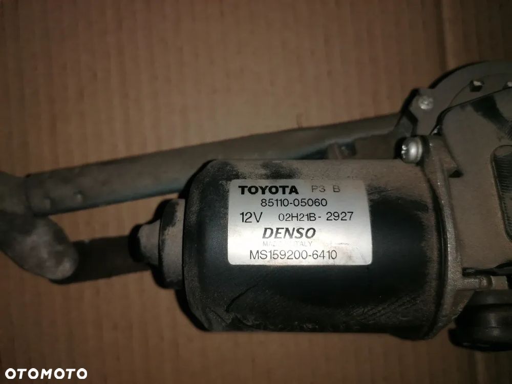 MECHANIZM WYCIERACZKI PRZOD AVENSIS T25 - 3