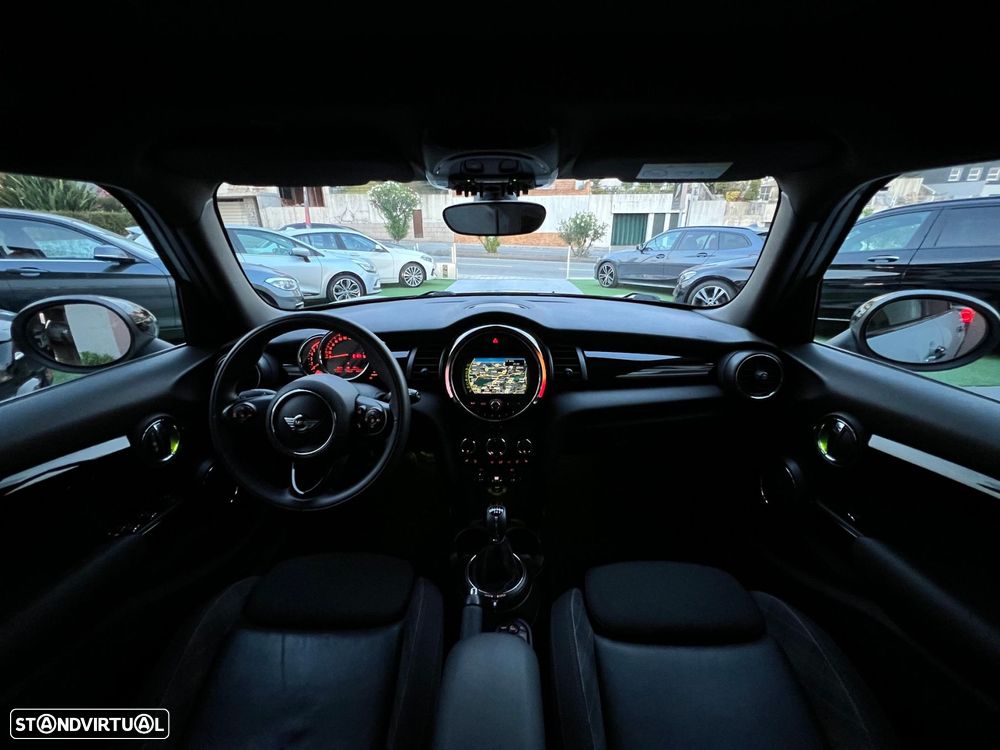 MINI 5 Portas Cooper D - 13