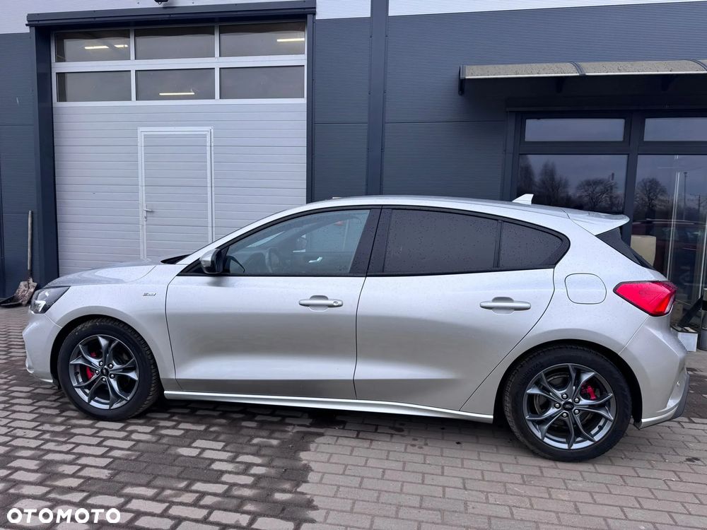 Ford Focus 1.5 EcoBlue Start-Stopp-System ST-LINE X - 30