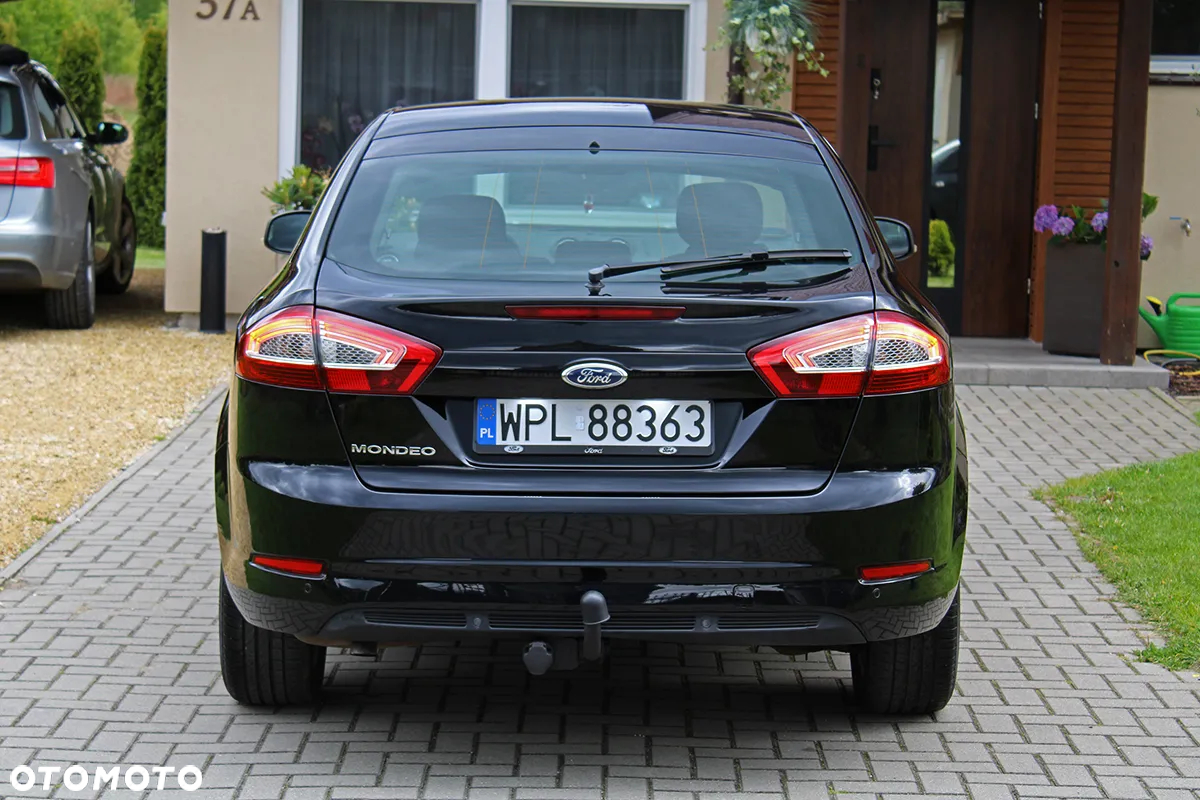 Ford Mondeo 2.0 TDCi Ambiente - 10