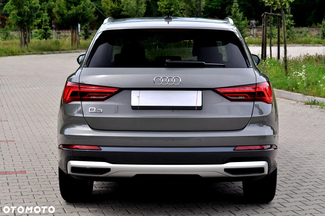 Audi Q3 35 TFSI S tronic - 11
