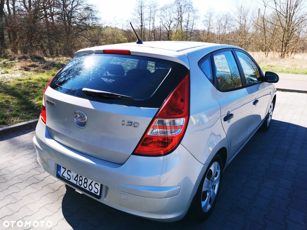 Hyundai i30 1.4 Base - 8