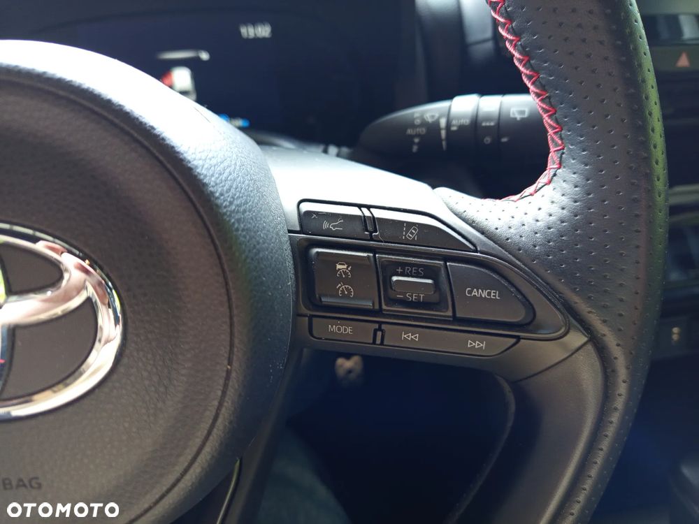 Toyota Yaris Cross 1.5 VVT-i GR Sport - 24