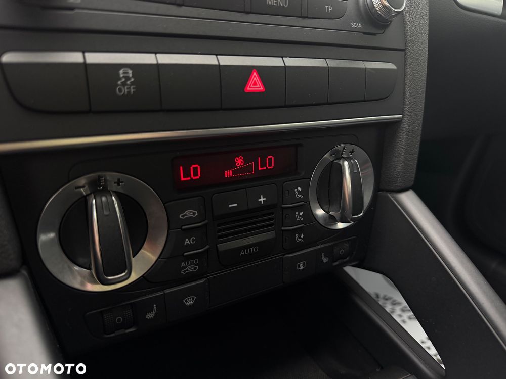 Audi A3 Sportback 1.6 Attraction - 37
