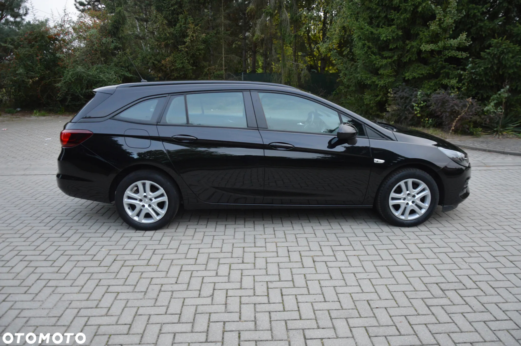 Opel Astra 1.2 Turbo Start/Stop Sports Tourer Edition - 10
