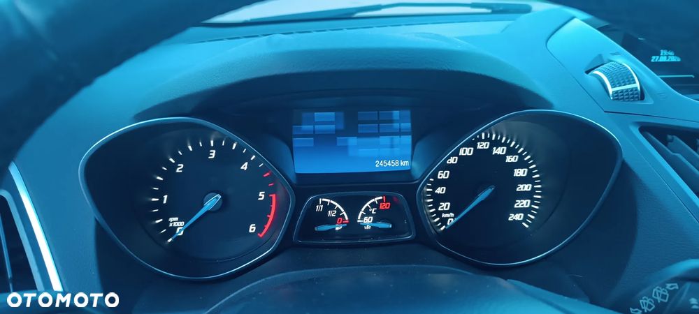 Ford Kuga 2.0 TDCi Individual FWD - 9