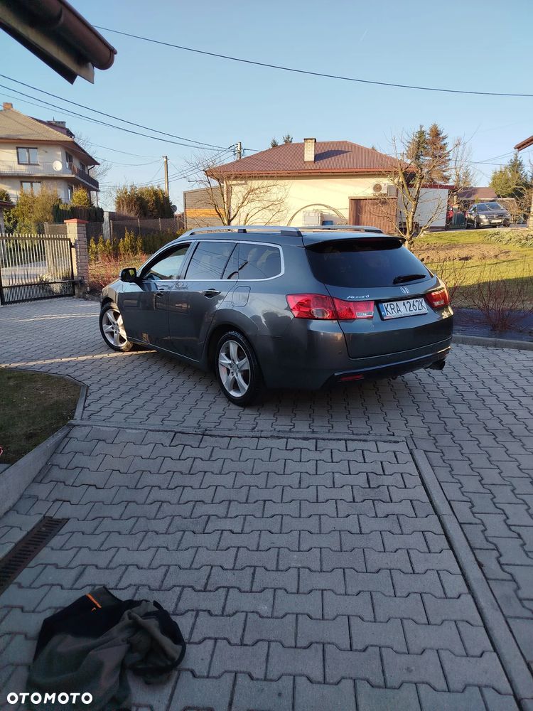 Honda Accord 2.0 Executive - 8