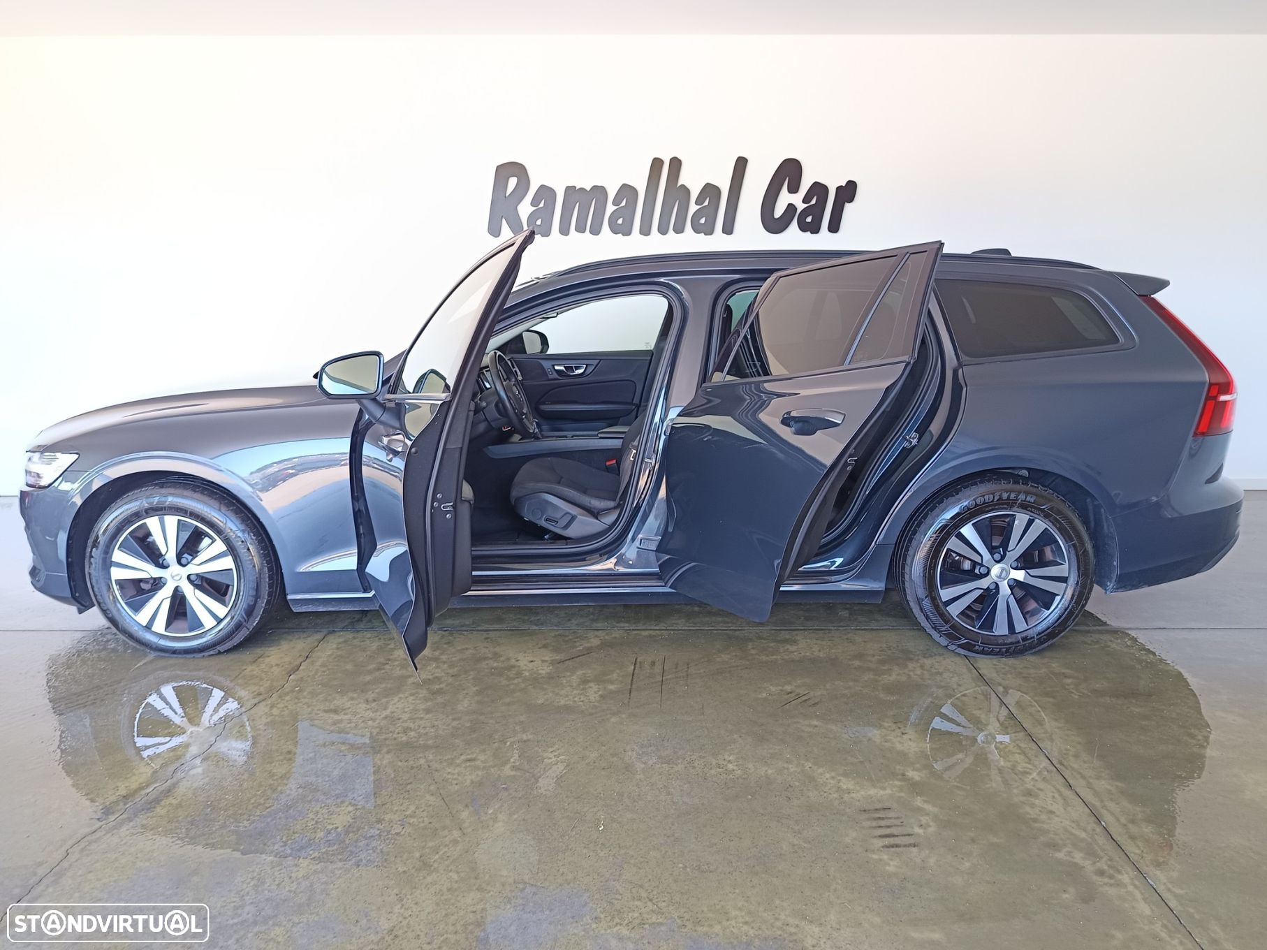 Volvo V60 2.0 D3 Geartronic - 29