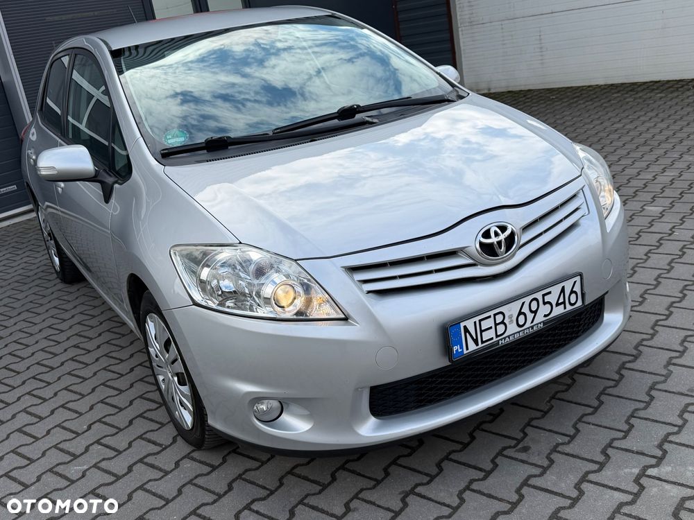 Toyota Auris 1.33 VVT-i Life - 10