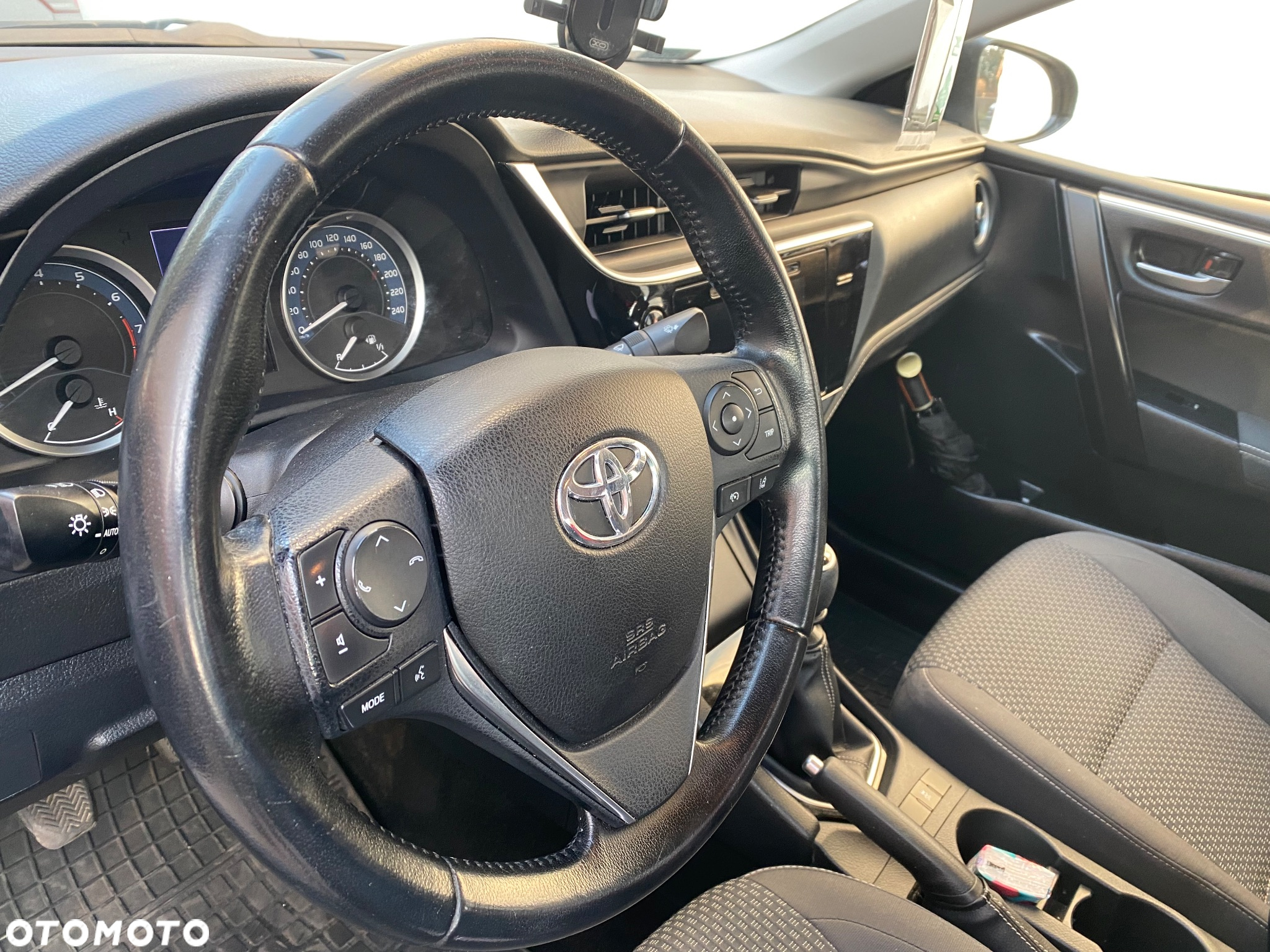 Toyota Corolla 1.6 Premium EU6 - 9