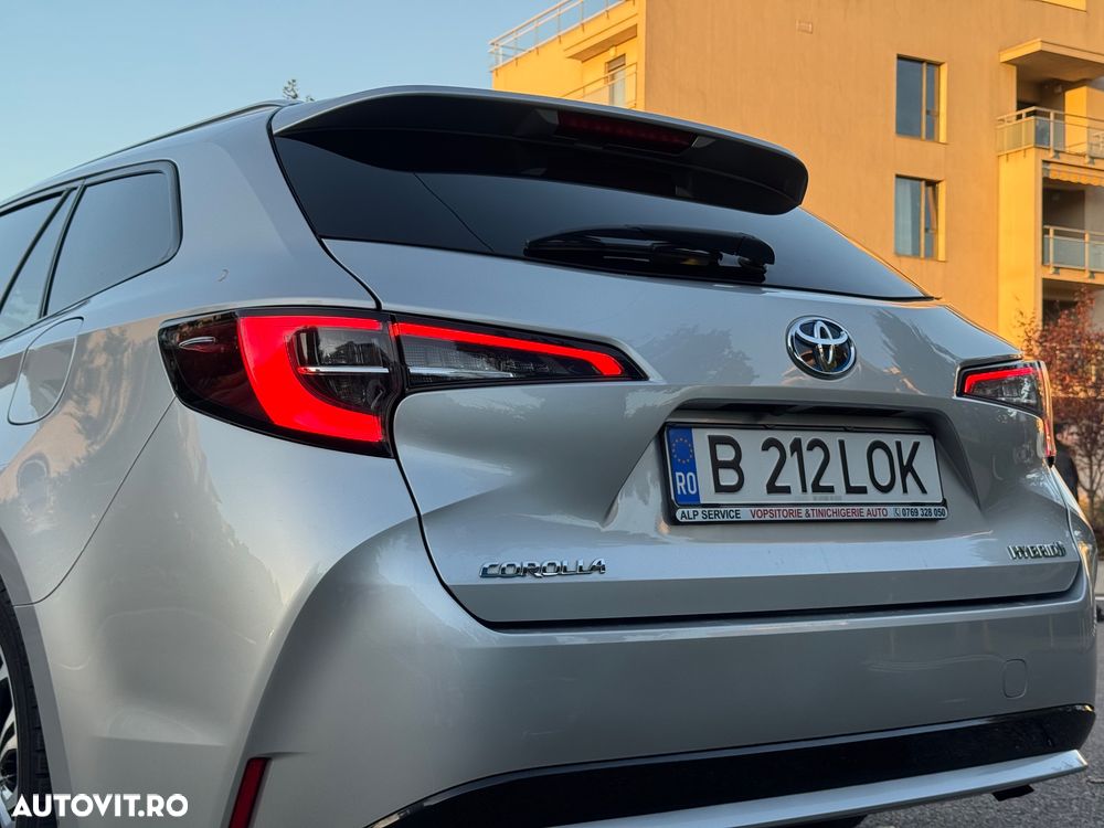 Toyota Corolla 1.8 HSD Exclusive - 18