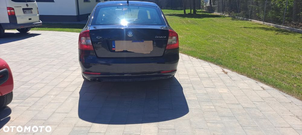 Skoda Octavia 2.0 TDI DPF Ambiente - 8
