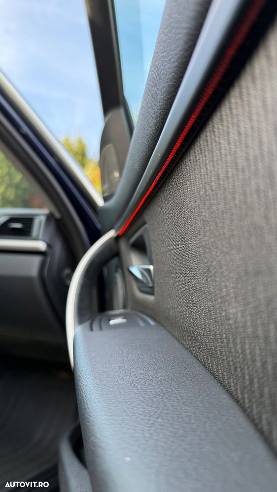 BMW Seria 3 320d Sport Line - 17